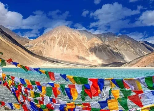 8 Nights & 9 Days Ladakh Tour Package